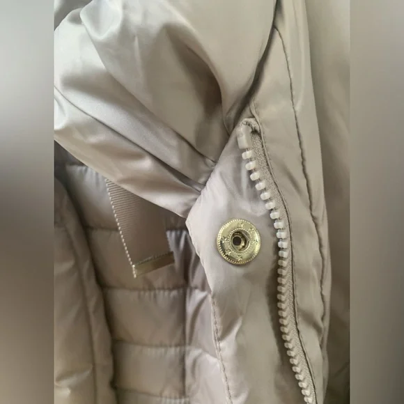 SZ M Tahari Tan Hooded Puffer Coat - Picture 6 of 13